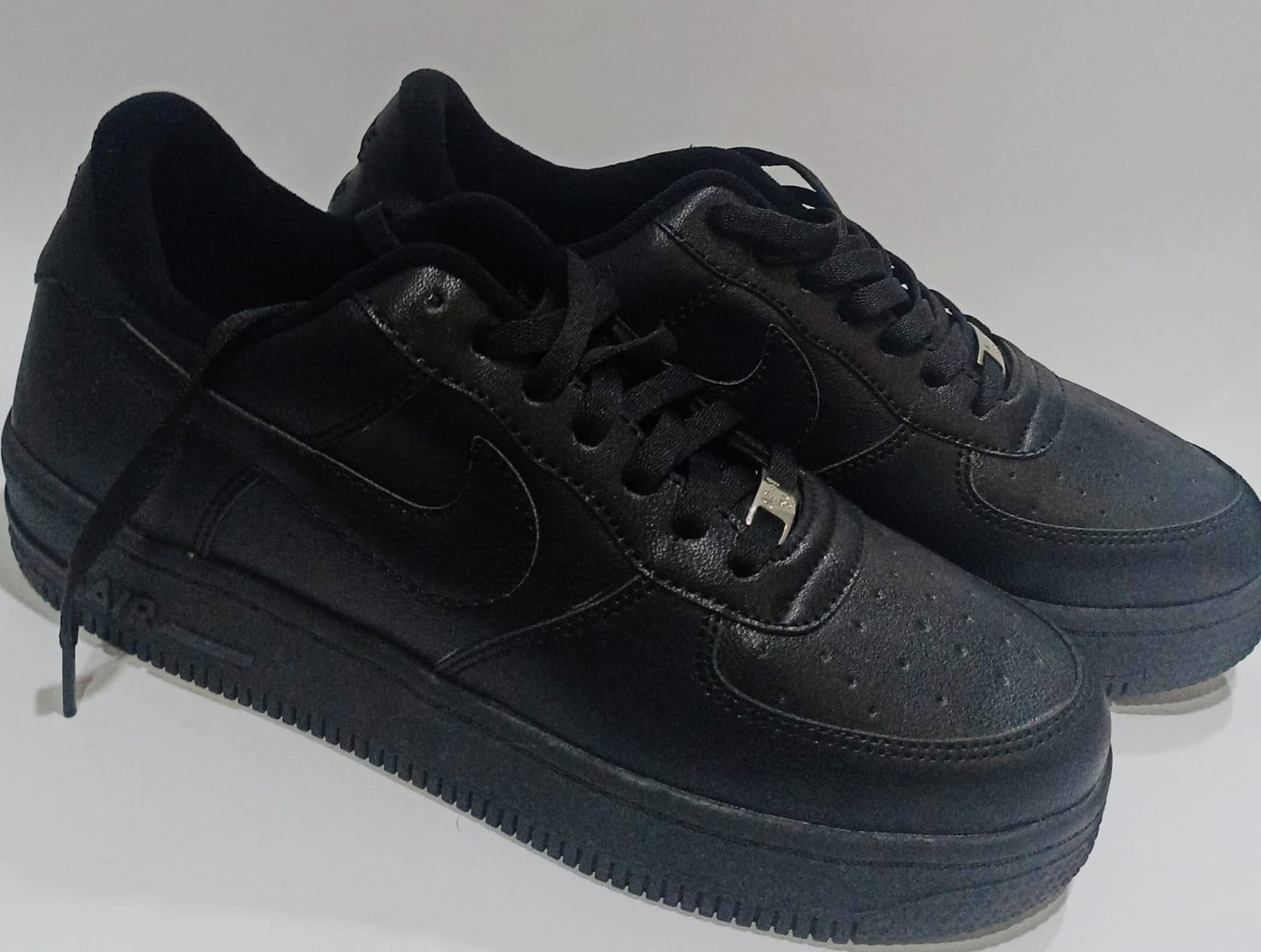 Air Force 1 negro